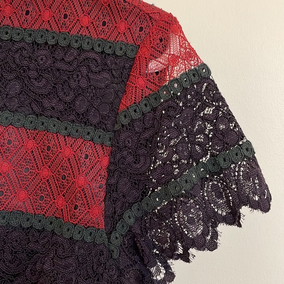 Lace Dress - Picture 4 of 7